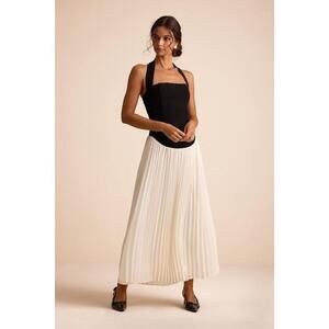 Lulus Suri Black And Ivory Mixed Media Halter Maxi Dress - Size L